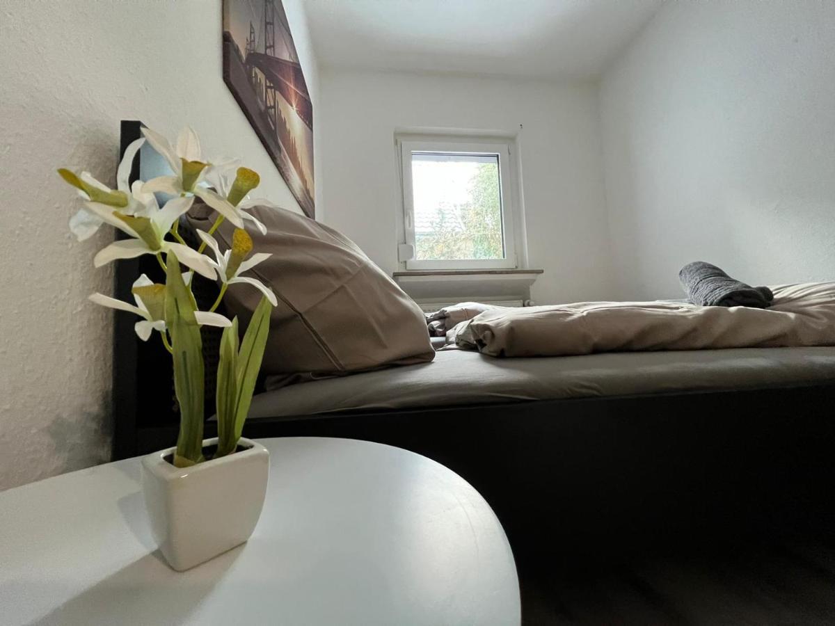 Schoenes Einfaches Zimmer In Oldenburg 109 Lägenhet Exteriör bild