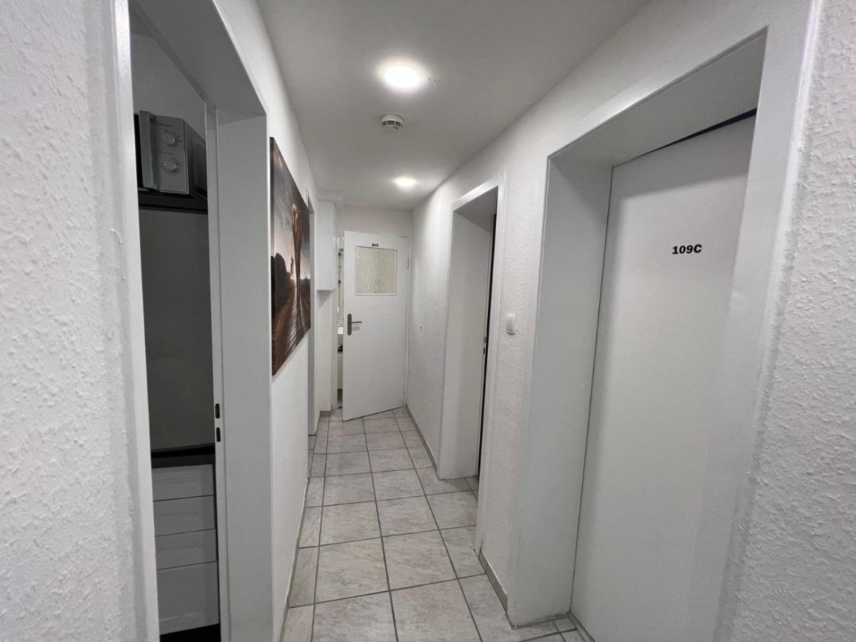Schoenes Einfaches Zimmer In Oldenburg 109 Lägenhet Exteriör bild