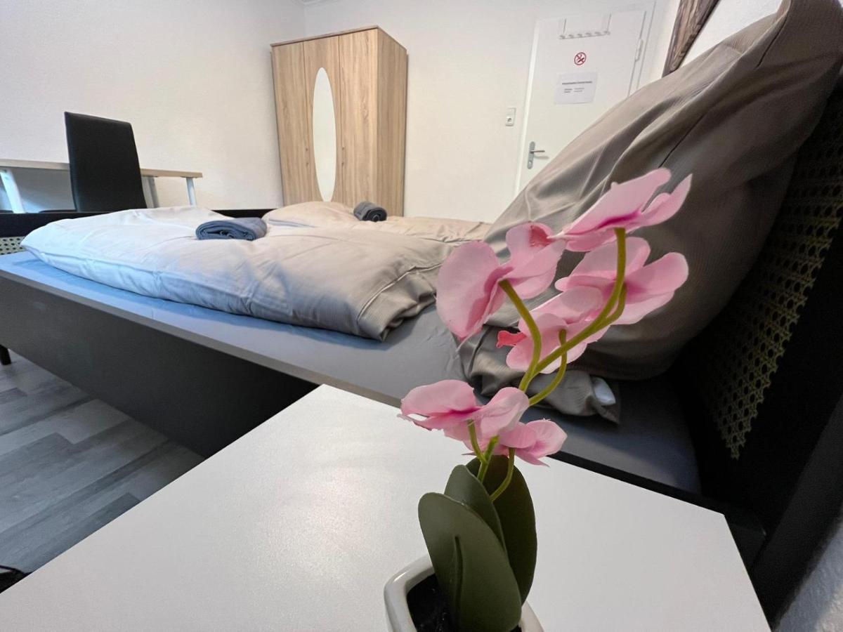 Schoenes Einfaches Zimmer In Oldenburg 109 Lägenhet Exteriör bild